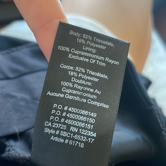 NWOT Babaton shorts aritzia - Picture 5 of 5